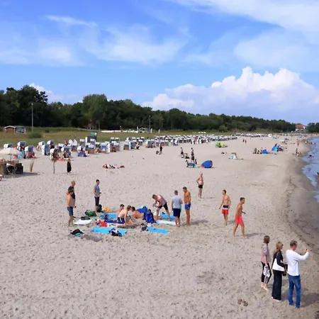 Helle Im Ostseebad, Cleaning Included 아파트